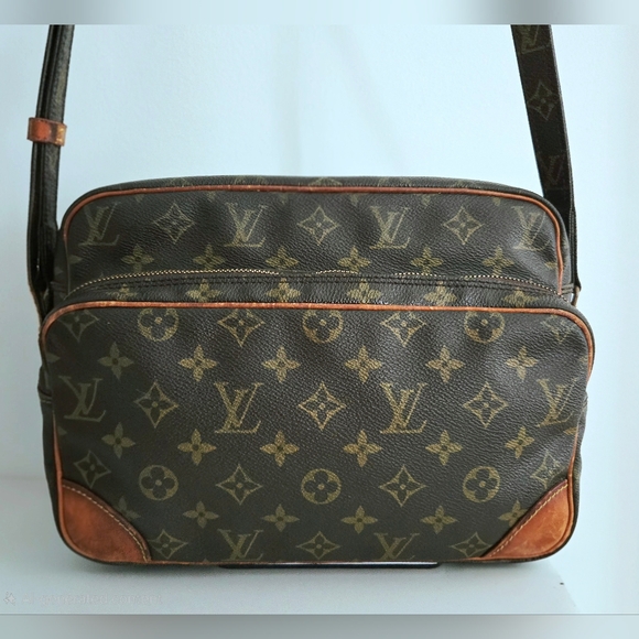 Louis Vuitton Handbags - Authentic LOUIS VUITTON LV Nile Messenger Satchel Crossbody Shoulder Bag